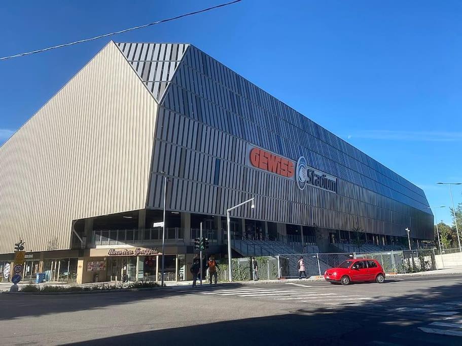 Gewiss Stadium Luxury Apartment With Terrace Бергамо Екстериор снимка