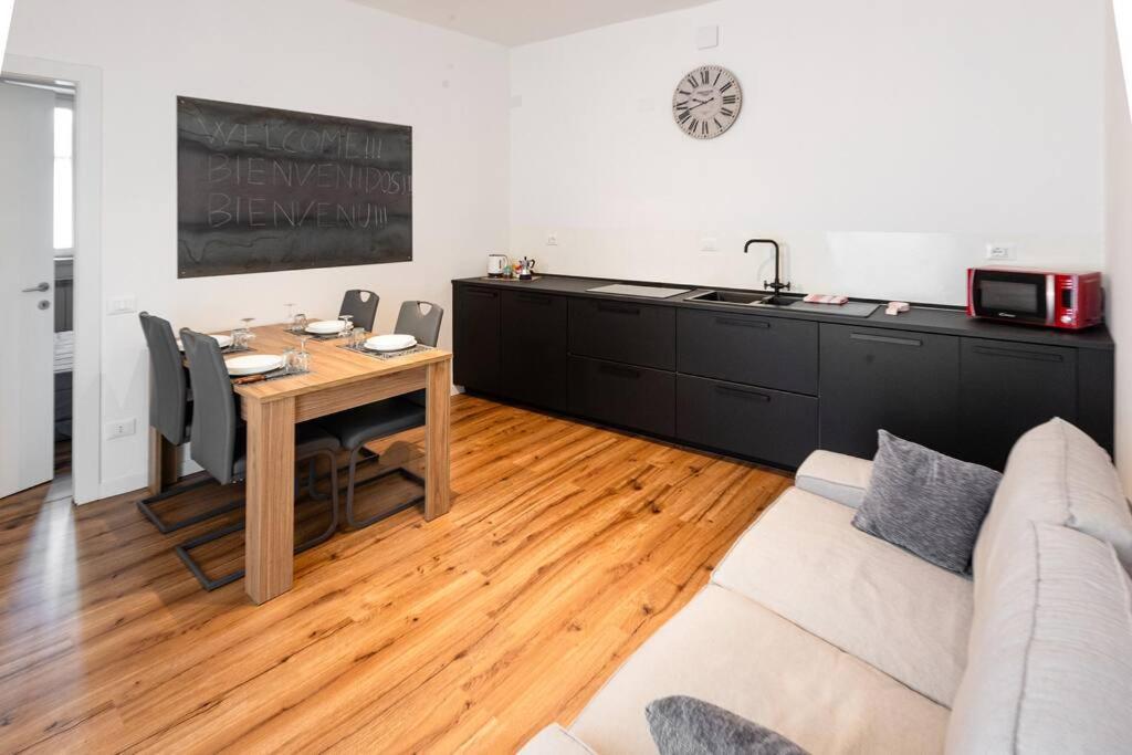 Gewiss Stadium Luxury Apartment With Terrace Бергамо Екстериор снимка